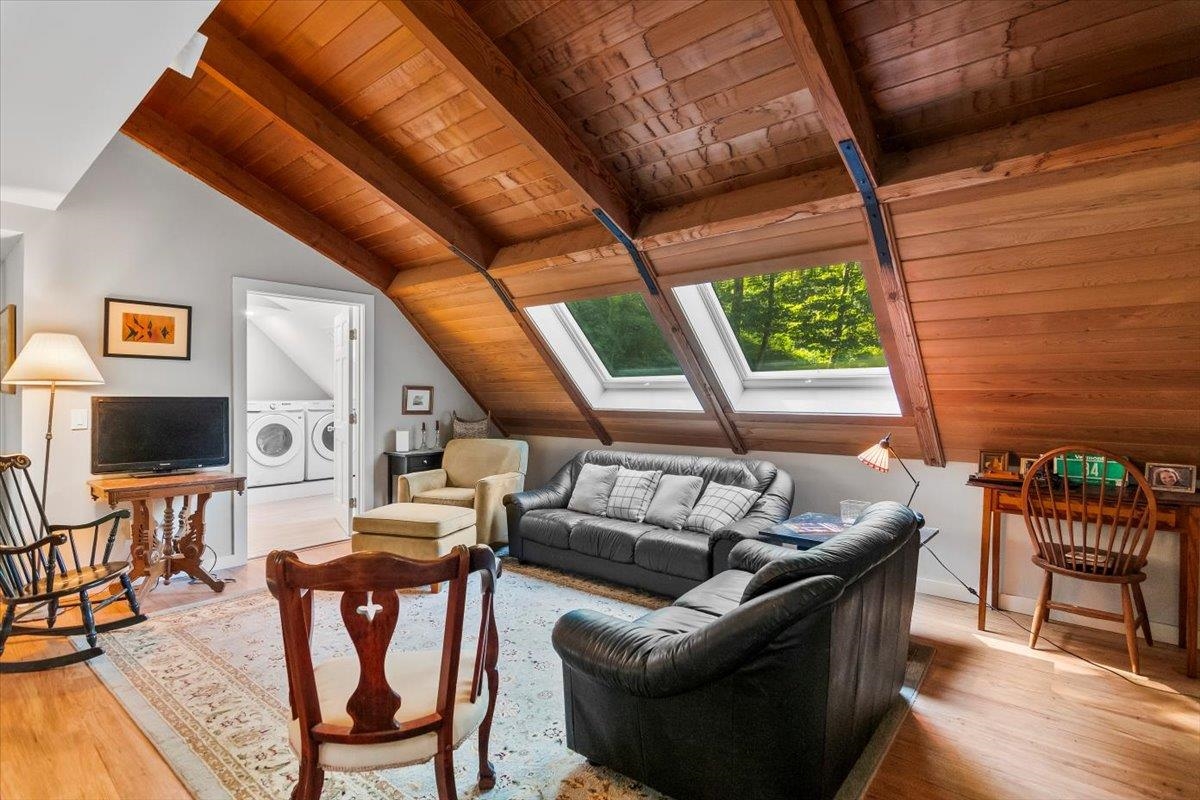 509 Thompson Pond Road Pownal, VT 05261 - Photo 16 of 41