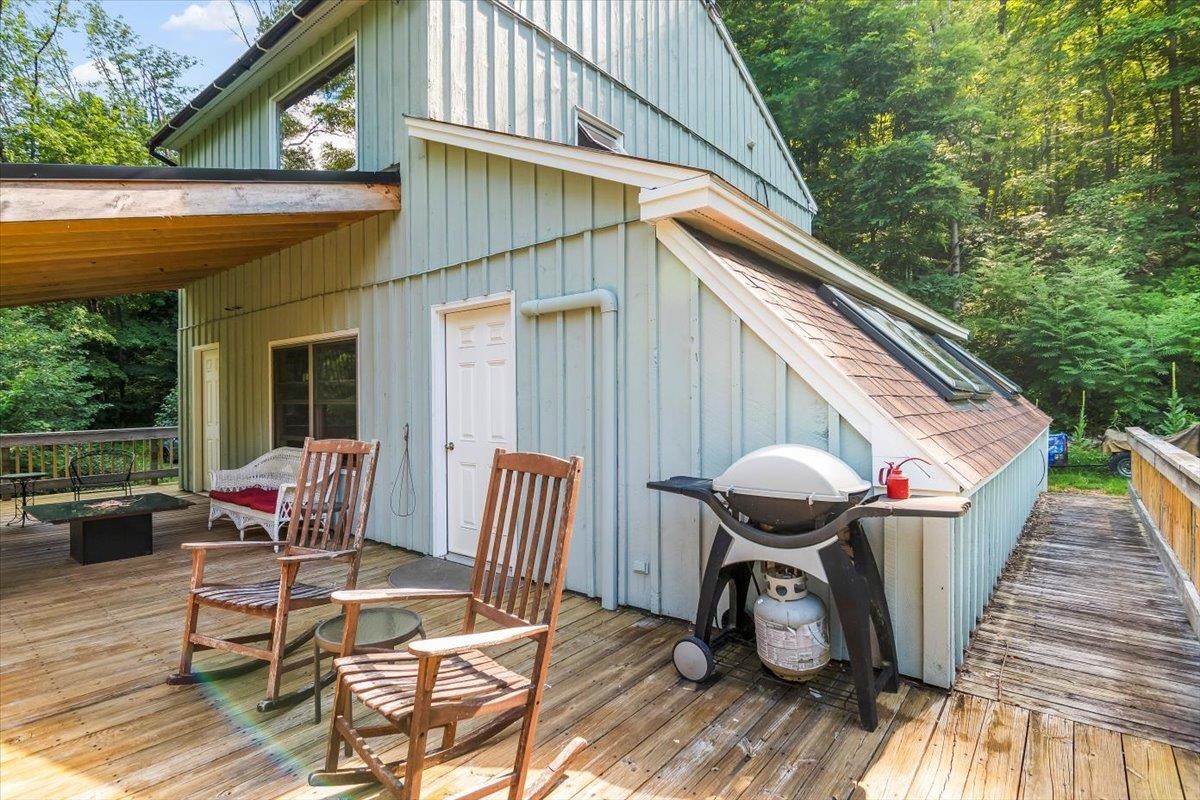 509 Thompson Pond Road Pownal, VT 05261 - Photo 30 of 41