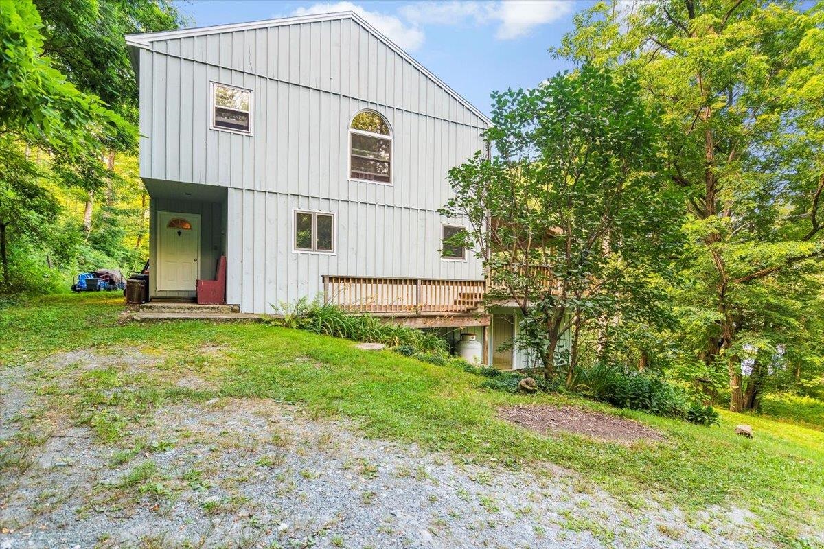 509 Thompson Pond Road Pownal, VT 05261 - Photo 34 of 41