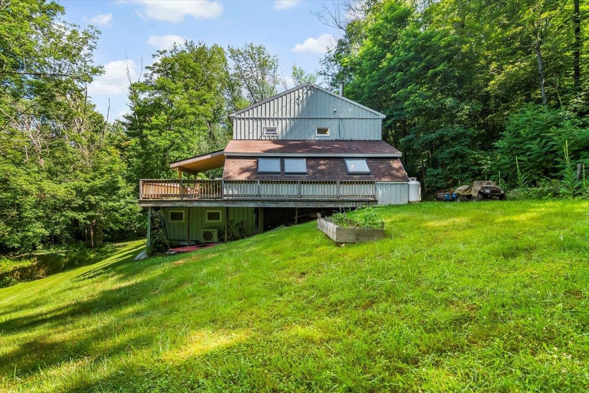 509 Thompson Pond Road Pownal, VT 05261 - Photo 4 of 41