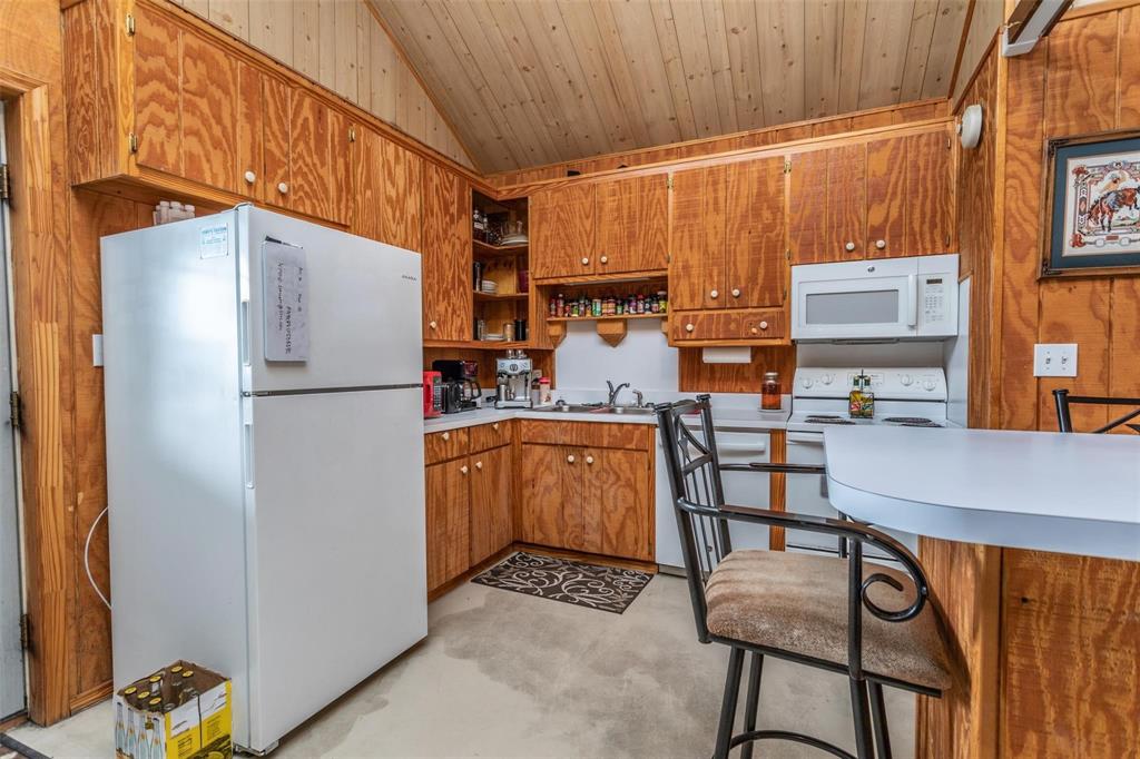 1078 R&r Lane Muenster, TX 76252 - Photo 21 of 39 Gallery Image 21