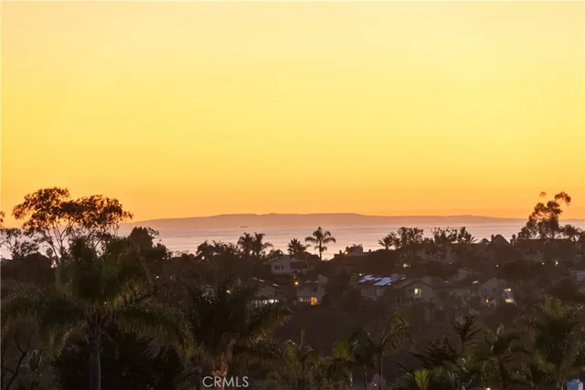 $7,800 | 703 Calle Brisa, San Clemente, CA 92673