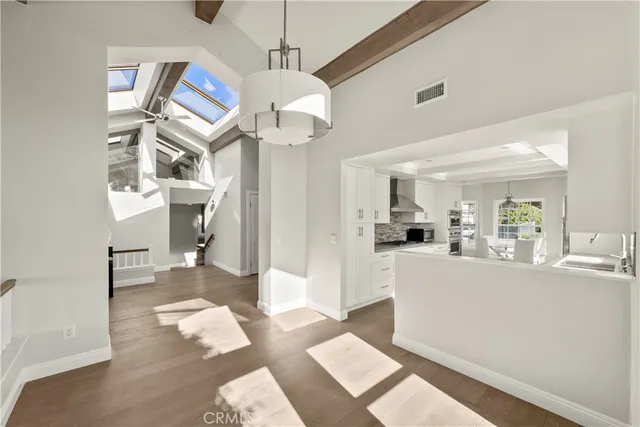 $7,800 | 703 Calle Brisa, San Clemente, CA 92673