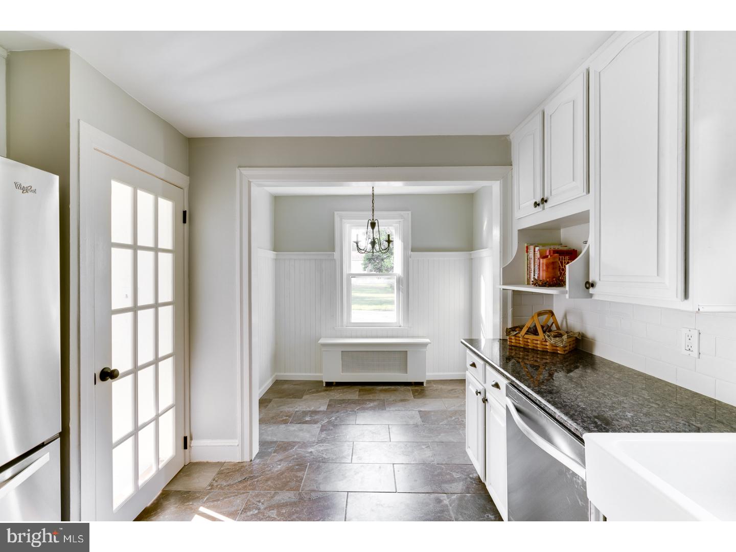 662 Edinburg Road Hamilton, NJ 08619 - Photo 6 of 24