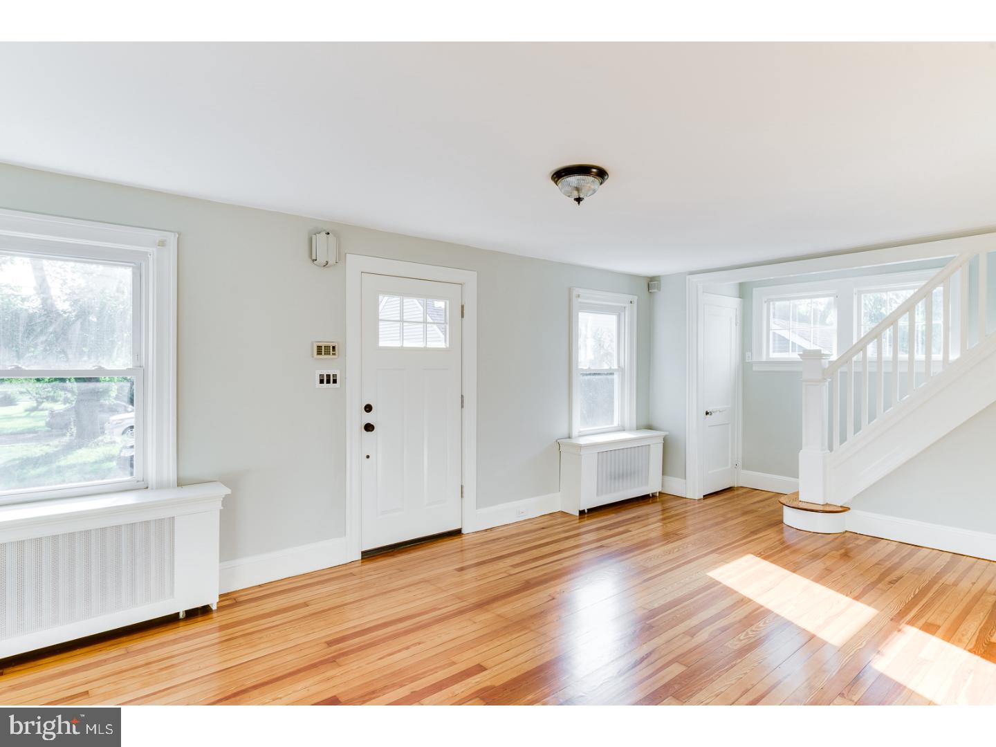 662 Edinburg Road Hamilton, NJ 08619 - Photo 9 of 24