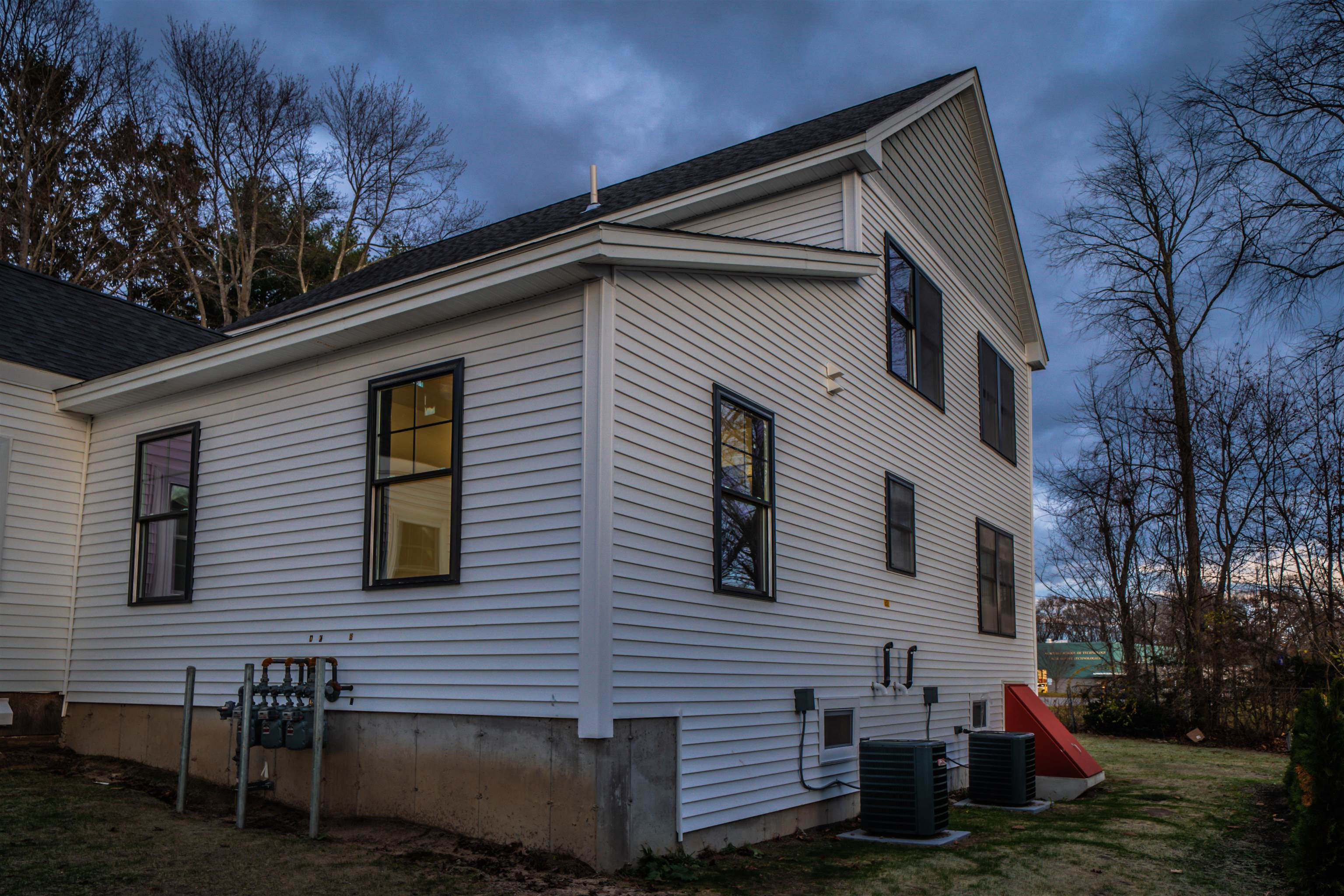 50 C Linden Street Exeter, NH 03833 - Photo 11 of 48