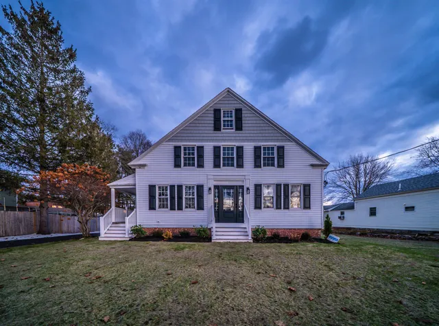 $475,000 | 50 C Linden Street, Exeter, NH 03833