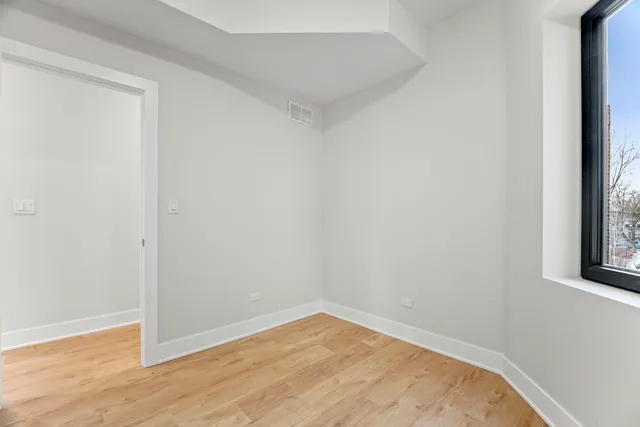 $489,900 | 818 South Karlov Avenue, Chicago, IL 60624