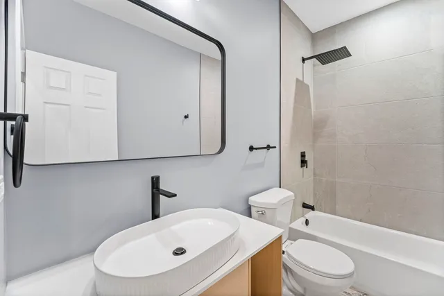 $489,900 | 818 South Karlov Avenue, Chicago, IL 60624