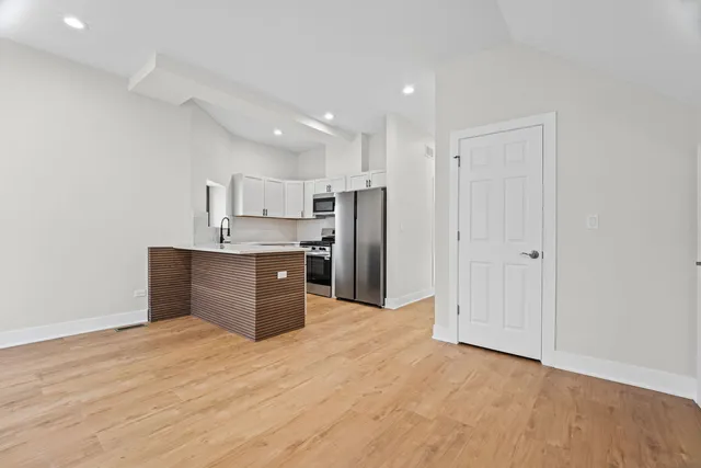 $489,900 | 818 South Karlov Avenue, Chicago, IL 60624