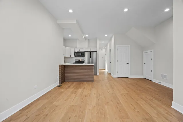 $489,900 | 818 South Karlov Avenue, Chicago, IL 60624