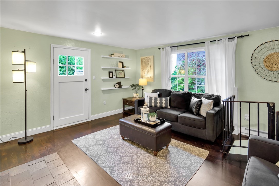 11655 160th Avenue Southeast Renton, WA 98059 - Photo 11 of 29 Gallery Image 11