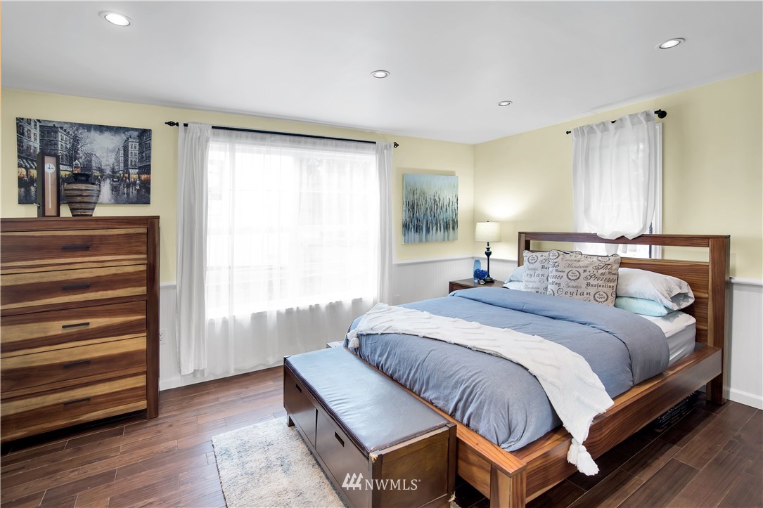11655 160th Avenue Southeast Renton, WA 98059 - Photo 13 of 29 Gallery Image 13