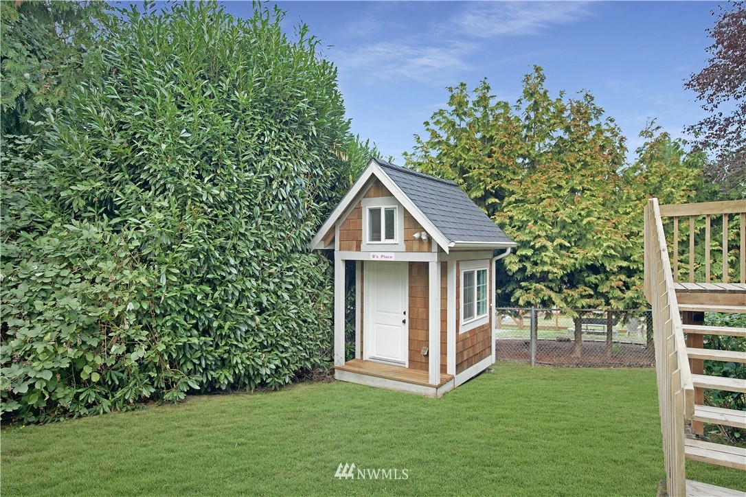 11655 160th Avenue Southeast Renton, WA 98059 - Photo 23 of 29 Gallery Image 23