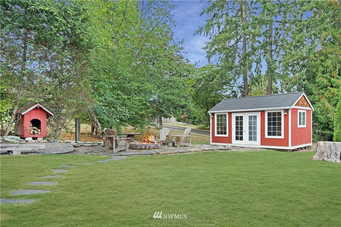 11655 160th Avenue Southeast Renton, WA 98059 - Photo 4 of 29 Gallery Image 4