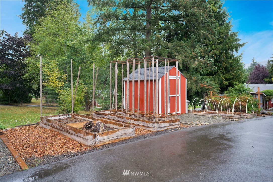 11655 160th Avenue Southeast Renton, WA 98059 - Photo 5 of 29 Gallery Image 5
