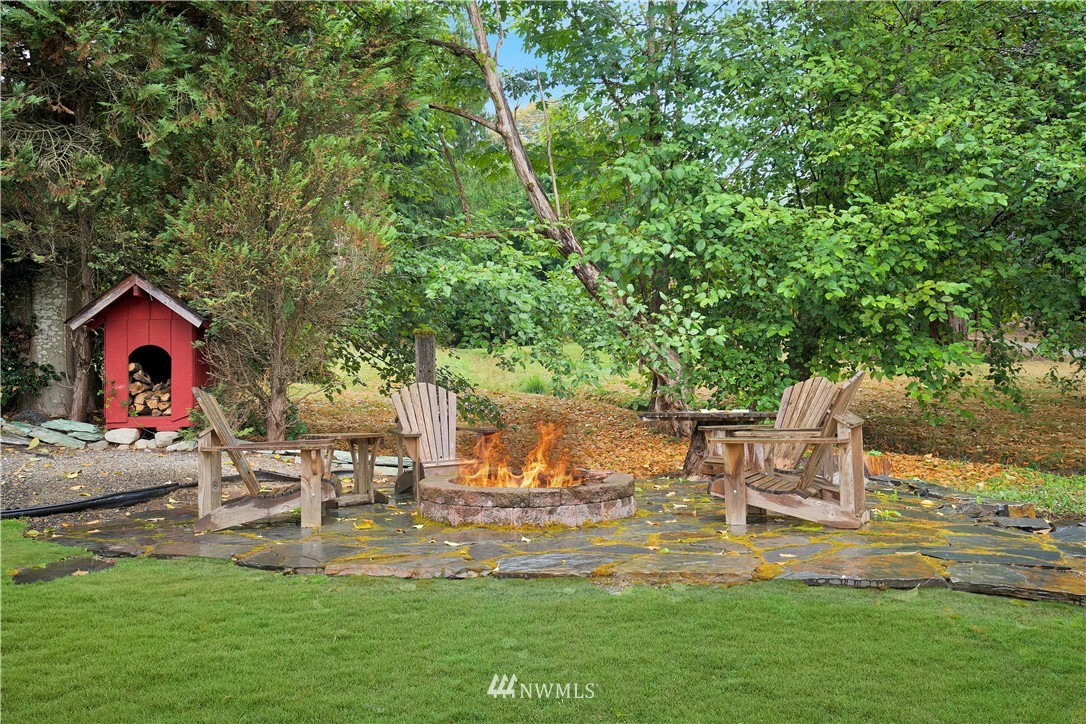 11655 160th Avenue Southeast Renton, WA 98059 - Photo 6 of 29 Gallery Image 6