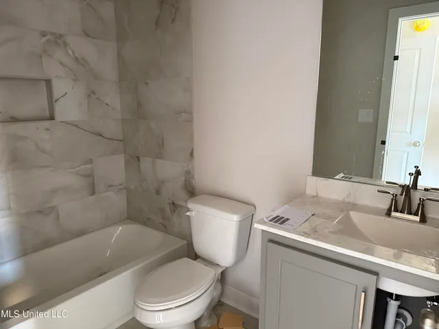 $329,900 | 6587 Boxley Pointe, Unit POINTE, Walls, MS 38680