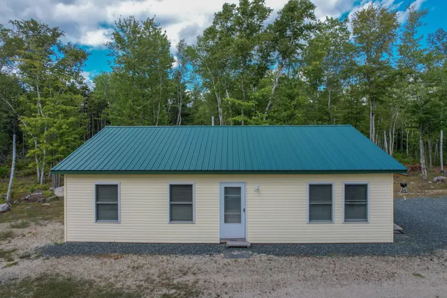 $425,000 | 940 Macomber Mill Road, Eastbrook, ME 04634