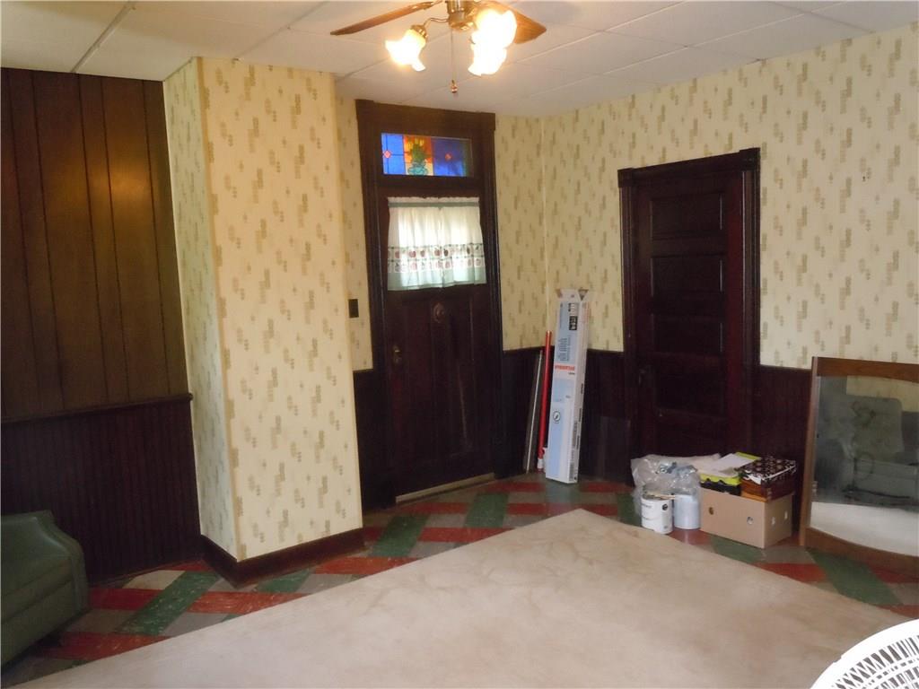 112 Dittmer Road Butler, PA 16002 - Photo 9 of 19 DININGROOM
