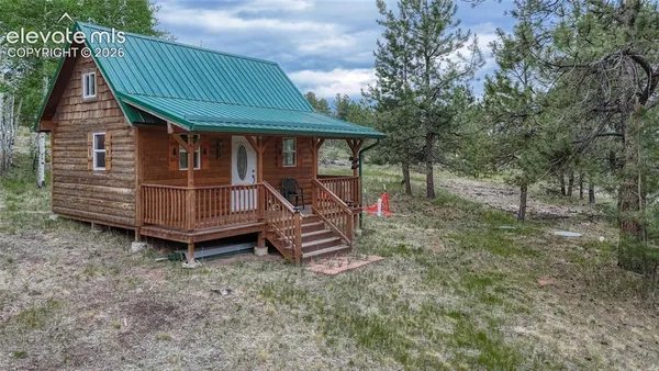 $200,000 | 330 Arrowhead Drive, Florissant, CO 80816