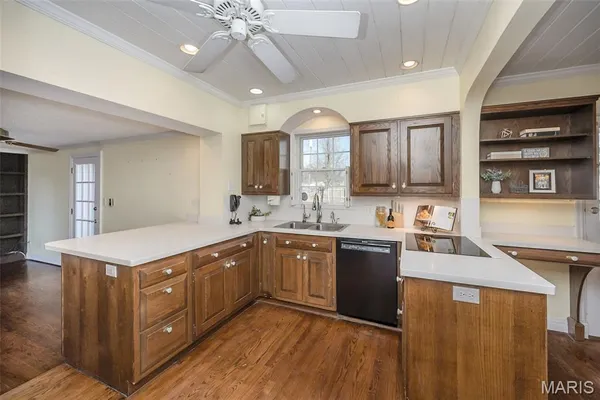 $595,000 | 1140 South Geyer Road, Kirkwood, MO 63122