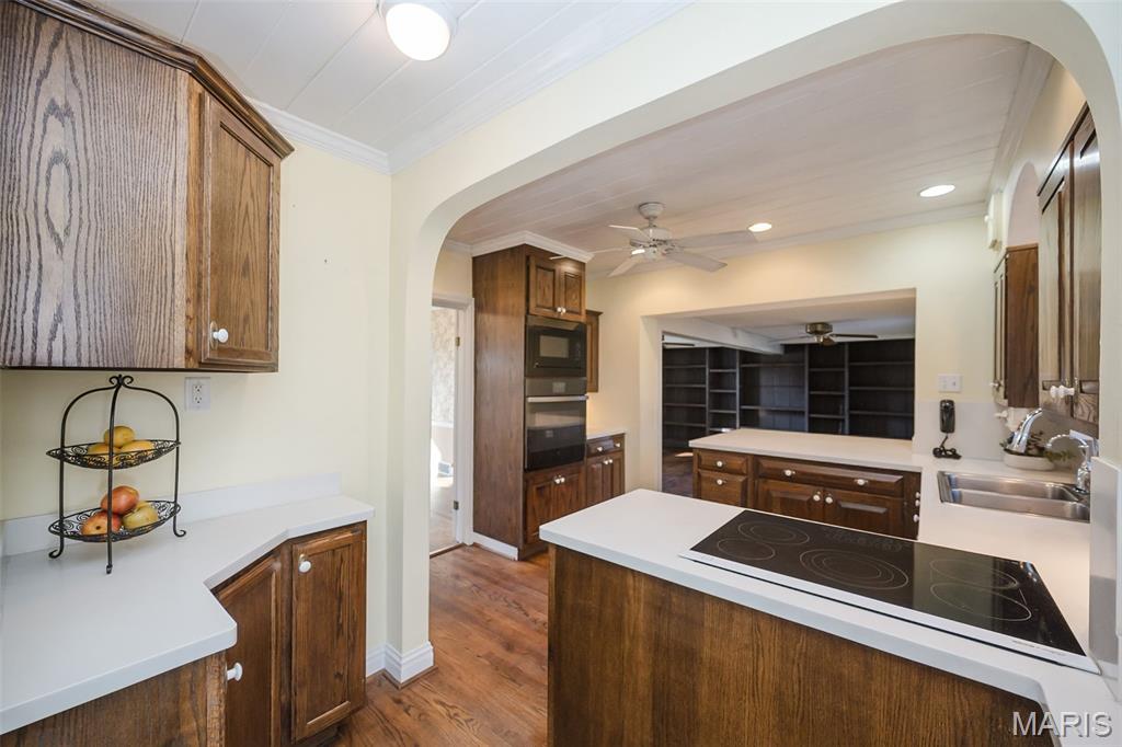 1140 South Geyer Road Kirkwood, MO 63122 - Photo 16 of 54