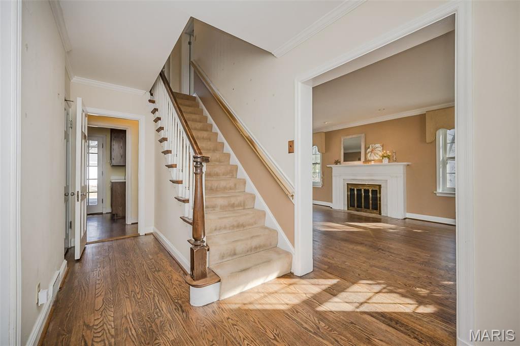 1140 South Geyer Road Kirkwood, MO 63122 - Photo 5 of 54