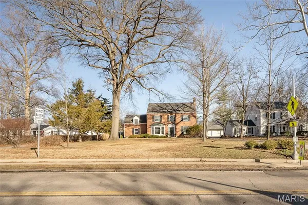 $595,000 | 1140 South Geyer Road, Kirkwood, MO 63122