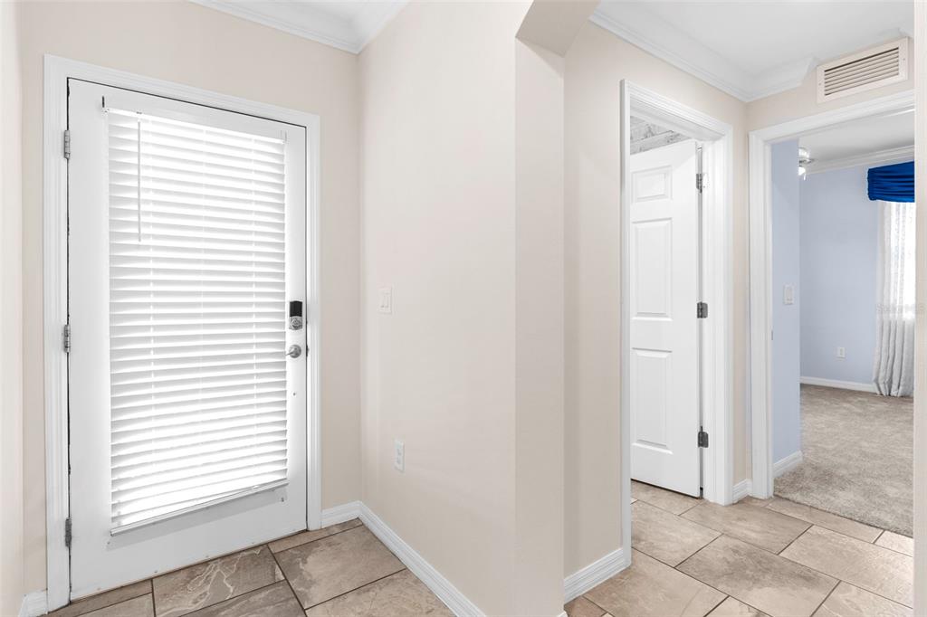 89 Navigation Circle Osprey, FL 34229 - Photo 6 of 61
