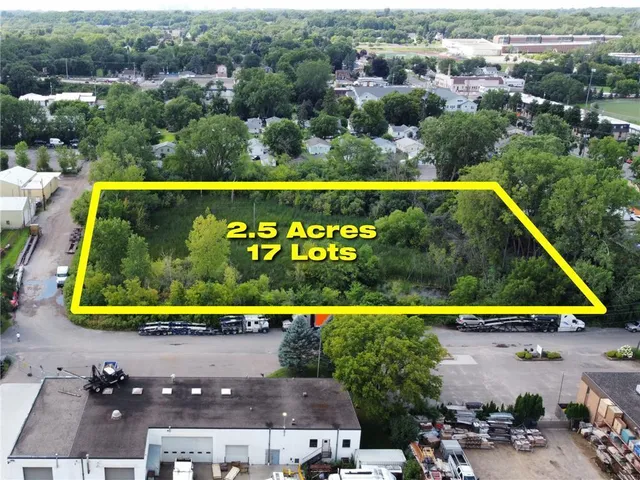 $750,000 | 1700 Sylvan Street, St. Paul, MN 55117