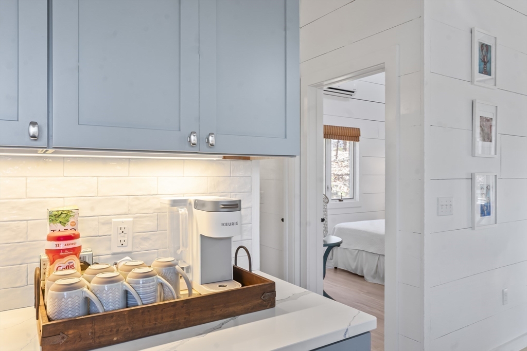 309 Barnes Road Oak Bluffs, MA 02557 - Photo 18 of 32
