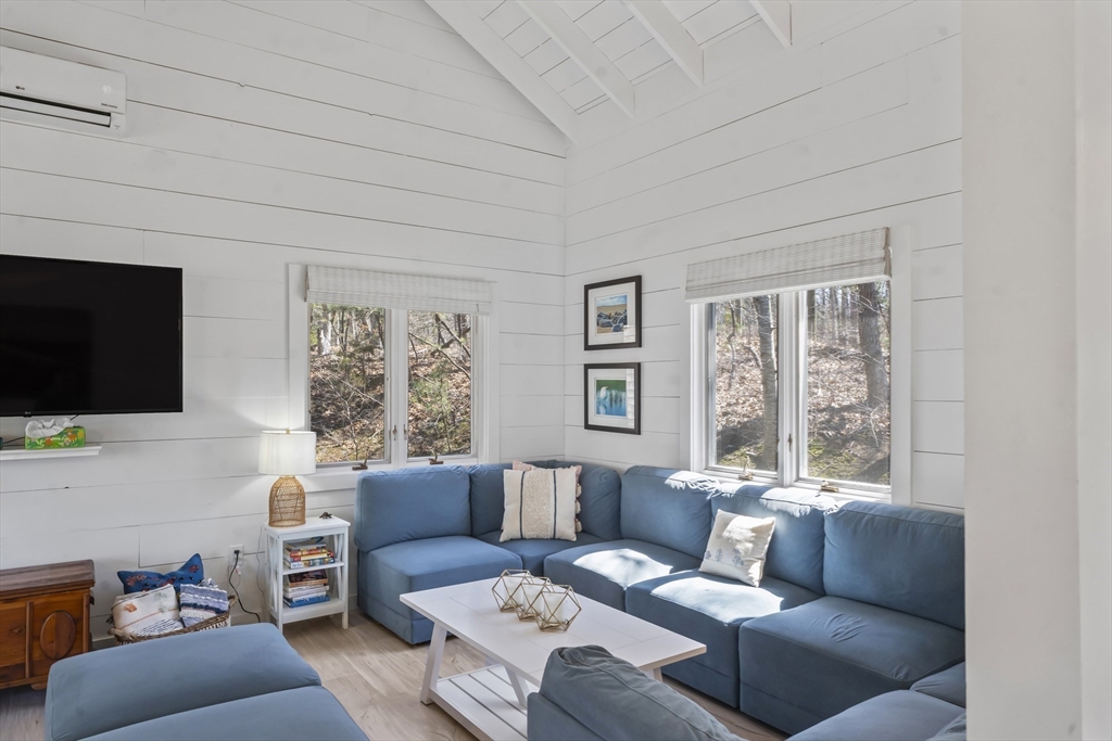 309 Barnes Road Oak Bluffs, MA 02557 - Photo 4 of 32