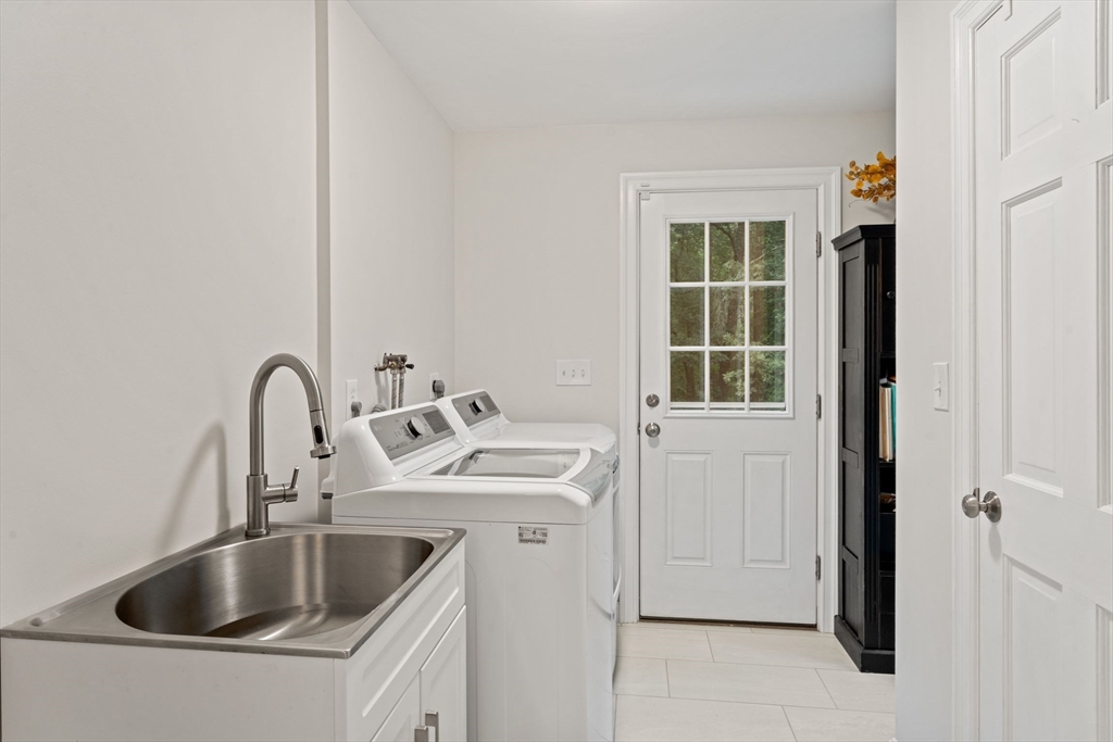 4 Swanton Way Georgetown, MA 01833 - Photo 26 of 41 Gallery Image 26