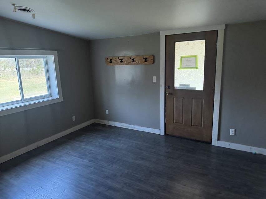 2827 North Luce Road Alma, MI 48801 - Photo 4 of 10