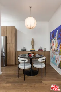 $1,149,000 | 511 San Vicente Boulevard, Unit 106, Santa Monica, CA 90402