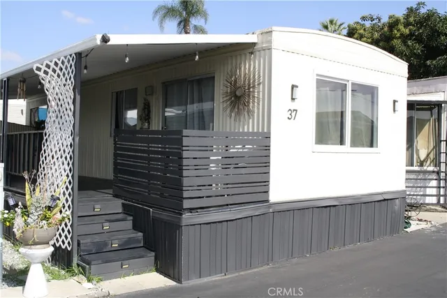 $130,000 | 16949 South Western Avenue, Unit 37, Gardena, CA 90247