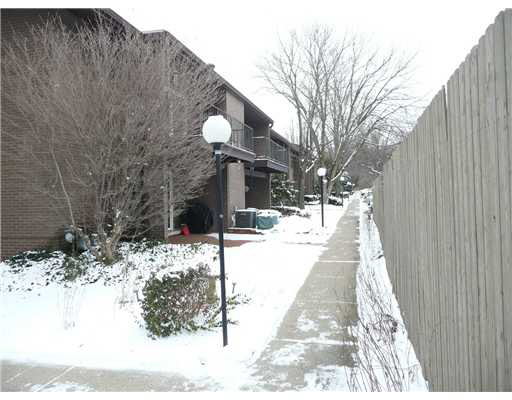 2500 Topsfield Road, Unit 304 South Bend, IN 46614 - Photo 9 of 12 Gallery Image 9