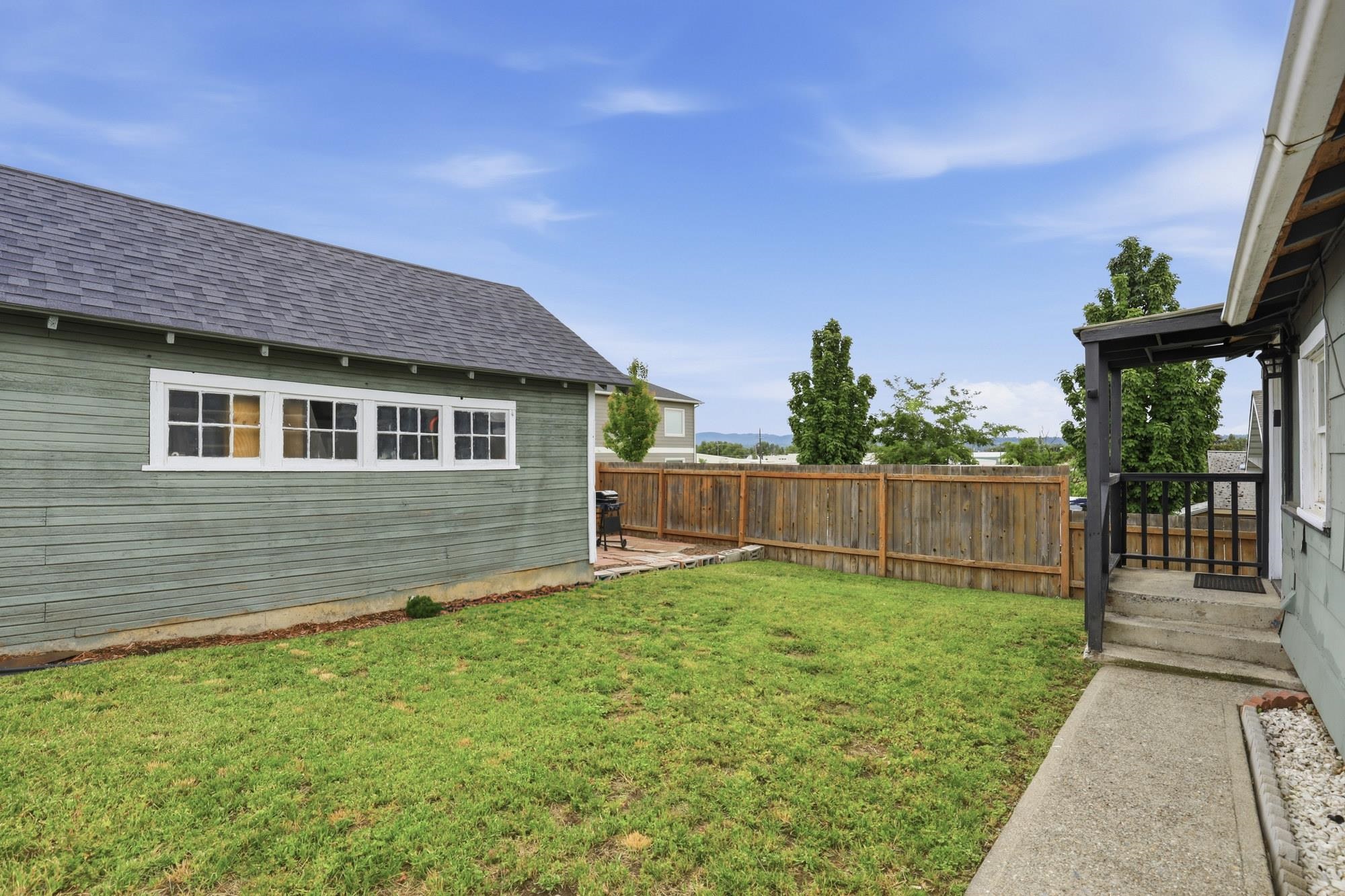 2830 North Standard Street Spokane, WA 99207 - Photo 23 of 29
