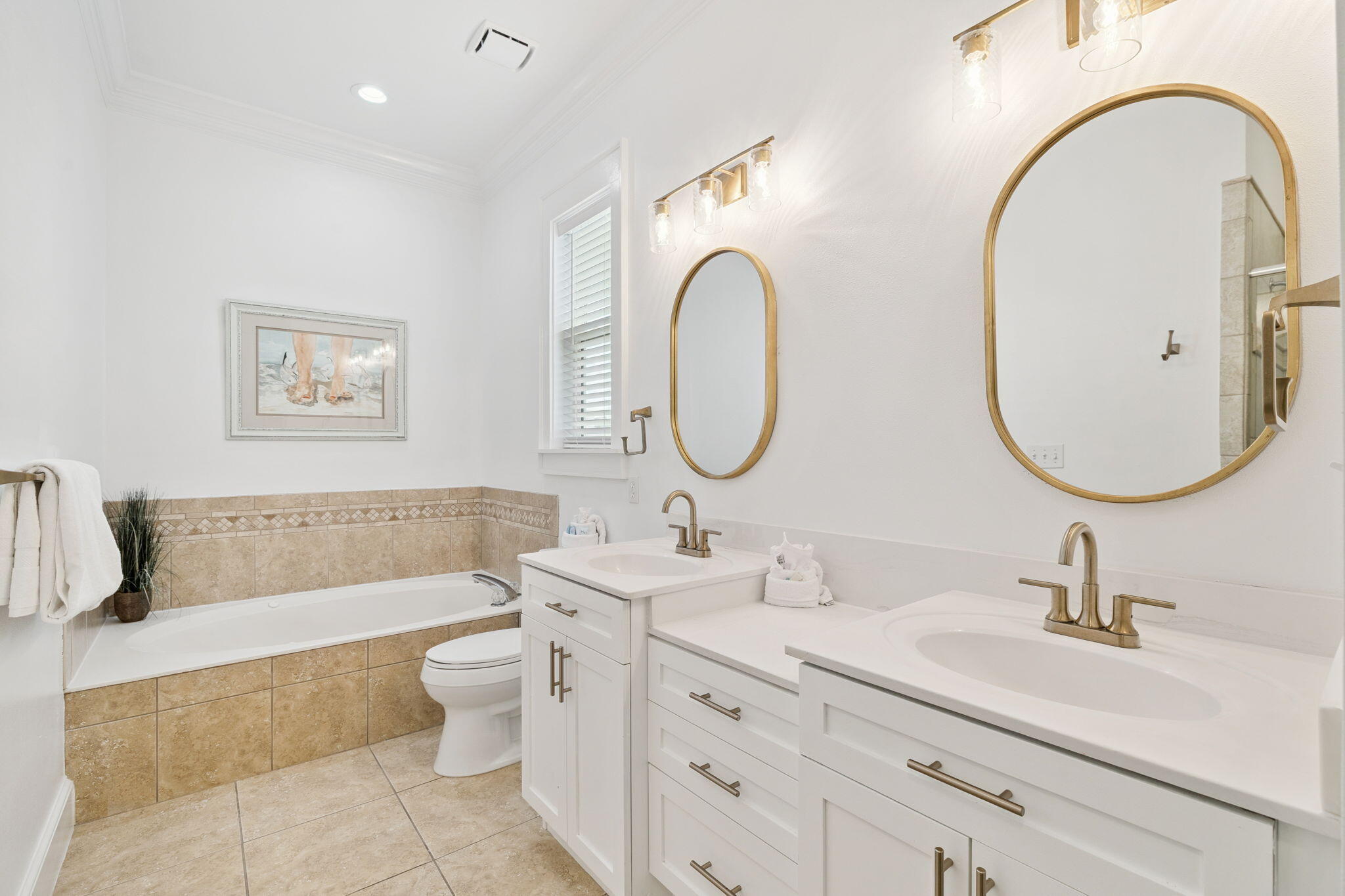 8 Barefoot Lane Seacrest, FL 32461 - Photo 29 of 62 Primary Ensuite