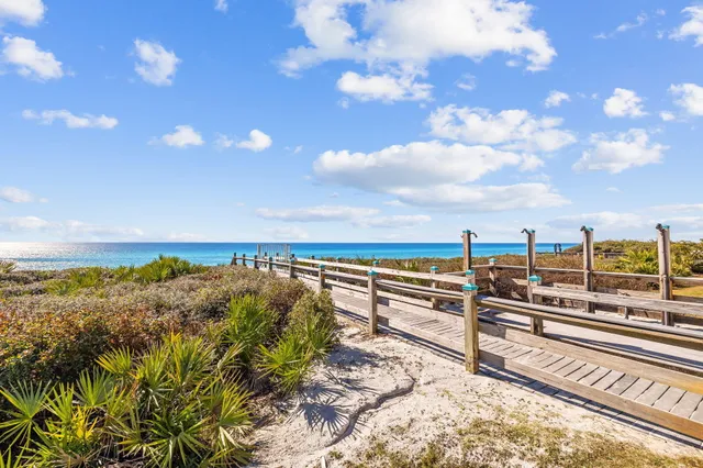 $1,725,000 | 8 Barefoot Lane, Seacrest, FL 32461