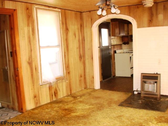 328 Merrill Avenue Rivesville, WV 26588 - Photo 3 of 12 Gallery Image 3