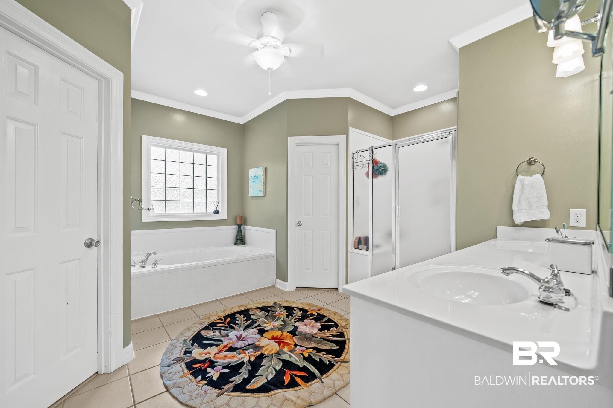 8280 Pine Run Daphne, AL 36527 - Photo 14 of 30 Primary Bathroom