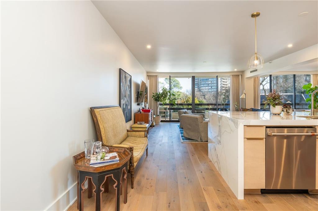 2660 Peachtree Road Northwest, Unit 6H Atlanta, GA 30305 - Photo 13 of 52