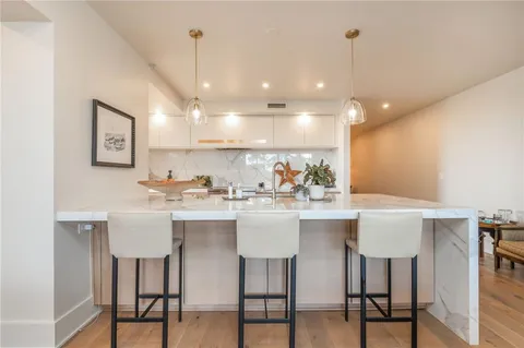 $1,399,900 | 2660 Peachtree Road Northwest, Unit 6H, Atlanta, GA 30305