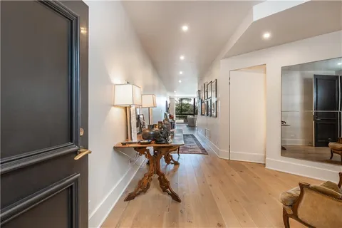 $1,399,900 | 2660 Peachtree Road Northwest, Unit 6H, Atlanta, GA 30305