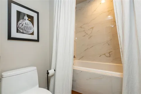 $1,399,900 | 2660 Peachtree Road Northwest, Unit 6H, Atlanta, GA 30305