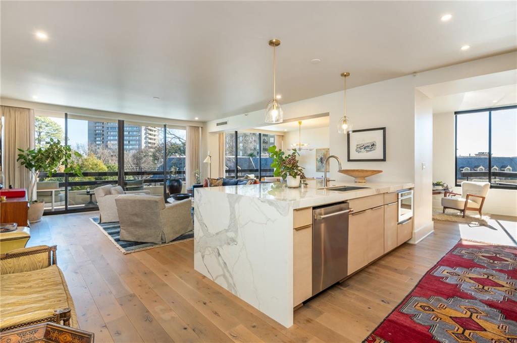 2660 Peachtree Road Northwest, Unit 6H Atlanta, GA 30305 - Photo 3 of 52