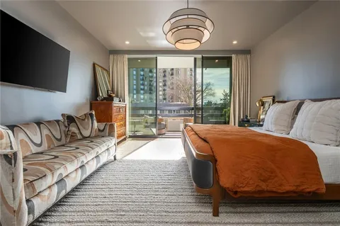 $1,399,900 | 2660 Peachtree Road Northwest, Unit 6H, Atlanta, GA 30305