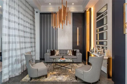 $1,399,900 | 2660 Peachtree Road Northwest, Unit 6H, Atlanta, GA 30305